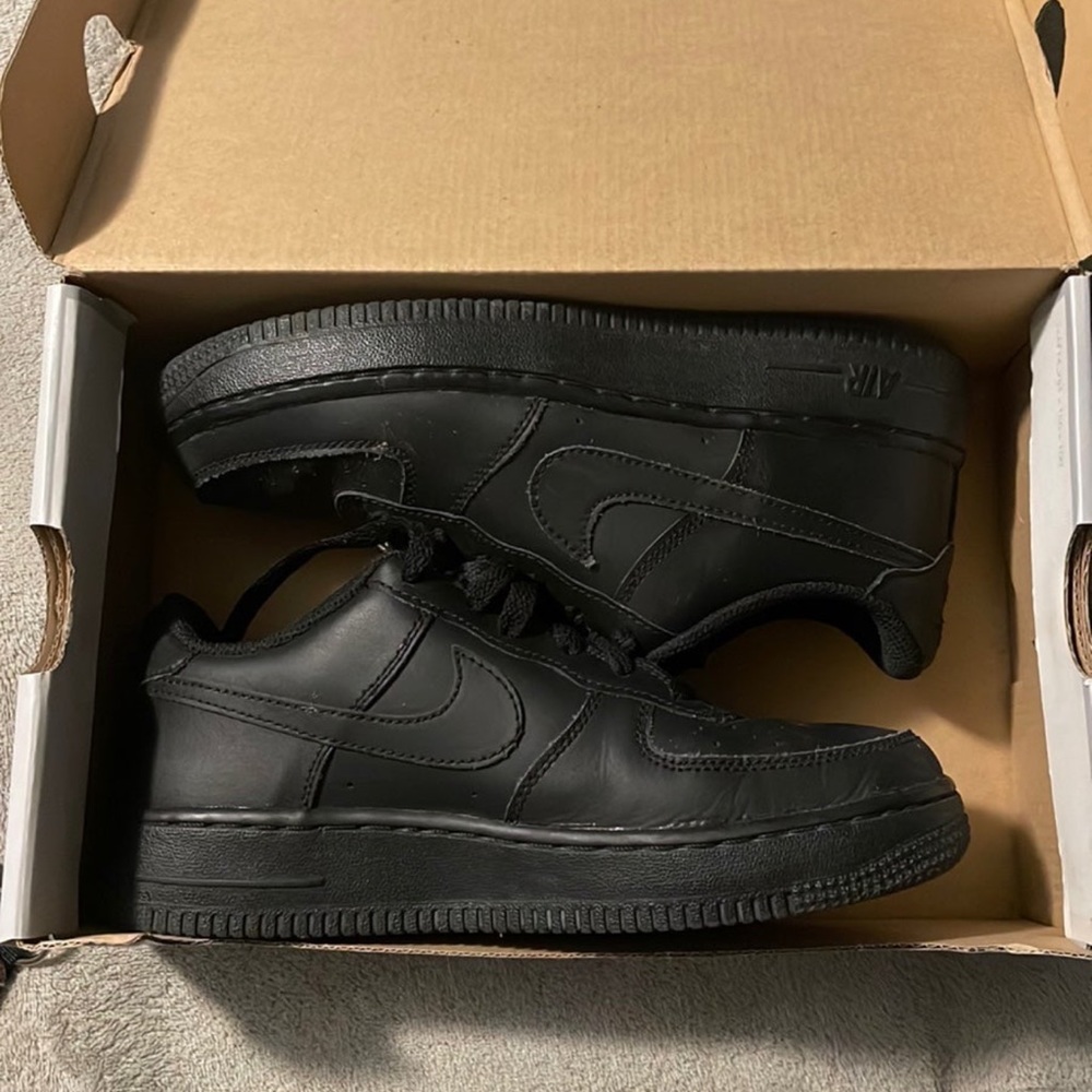 Nike Air Force 1